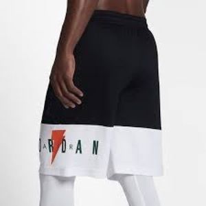 NIKE AIR JORDAN X GATORADE SHORTS LIKE MIKE